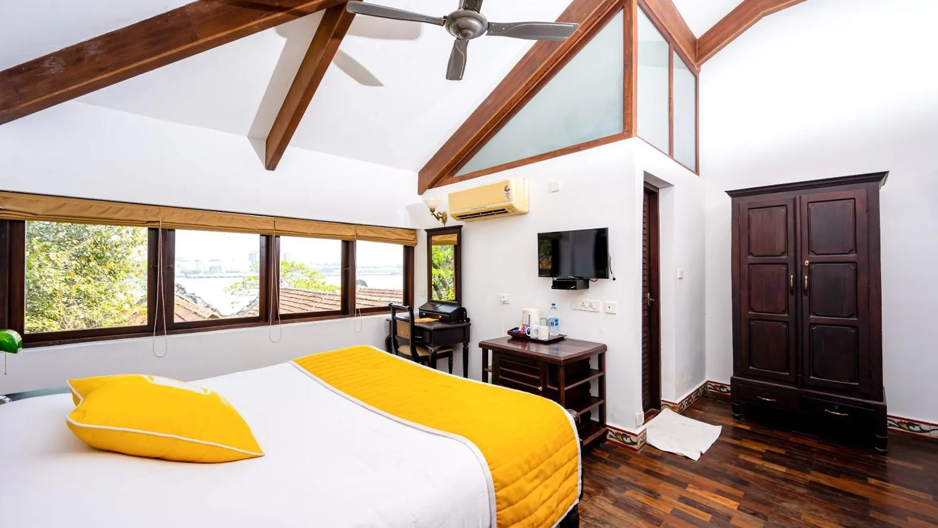 Hotel Bloom Boutique Waterfront Fort Kochi 4*,  Indien