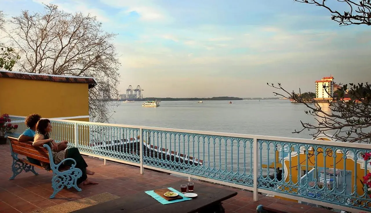 Bloom Boutique Waterfront Fort Kochi 4*,